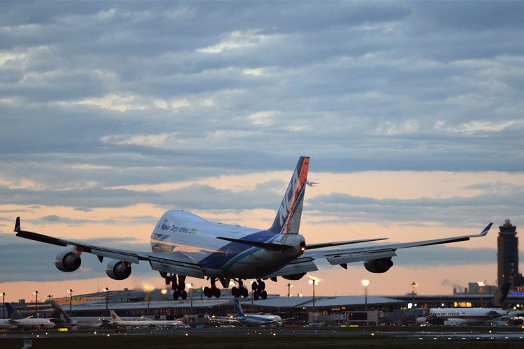 工業PICACG哔咔官网入口確保機場儀表著陸導航係統精準_PICACG哔咔官网入口廠家