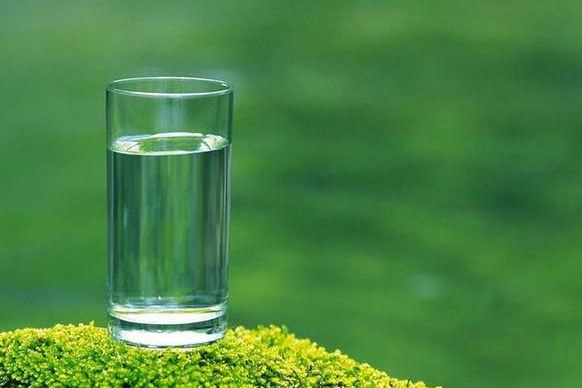 加濕器使用四種類型的水_PICACG哔咔官网入口廠家